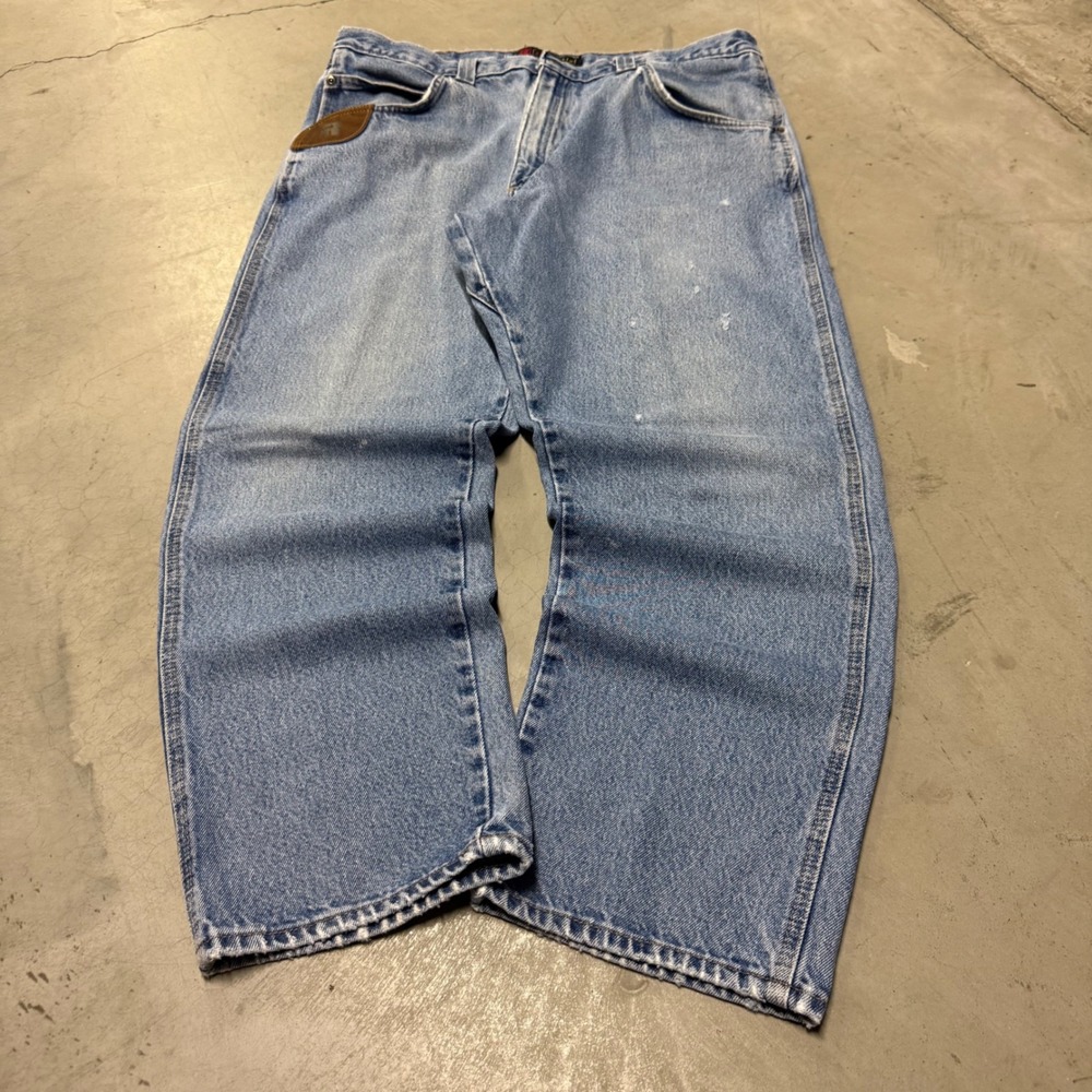 Wrangler Rugged Wear Durashield Denim Jeans Light Wash 38x30 3W050AI Mens